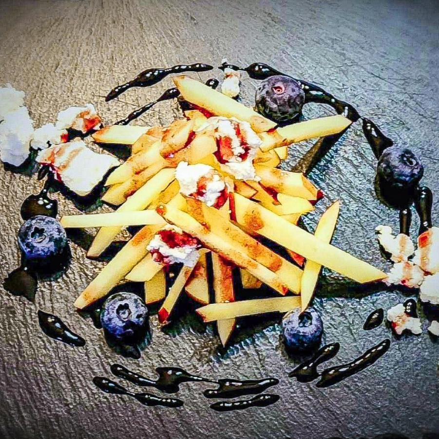 The Turnip Bed And Breakfast Parson's Pond Bagian luar foto